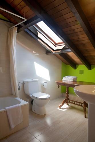 hotel-porrua-banio-buhardilla